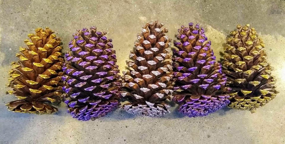 Medium Pinecones Colored and Scented or Colored and Unscented