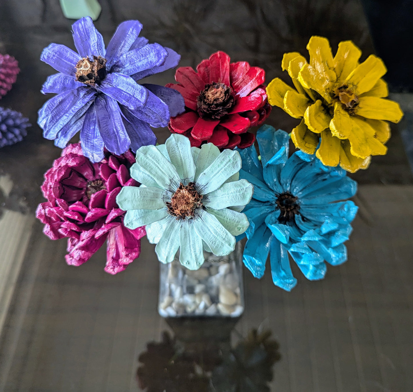 Cut flower pinecones set of 6