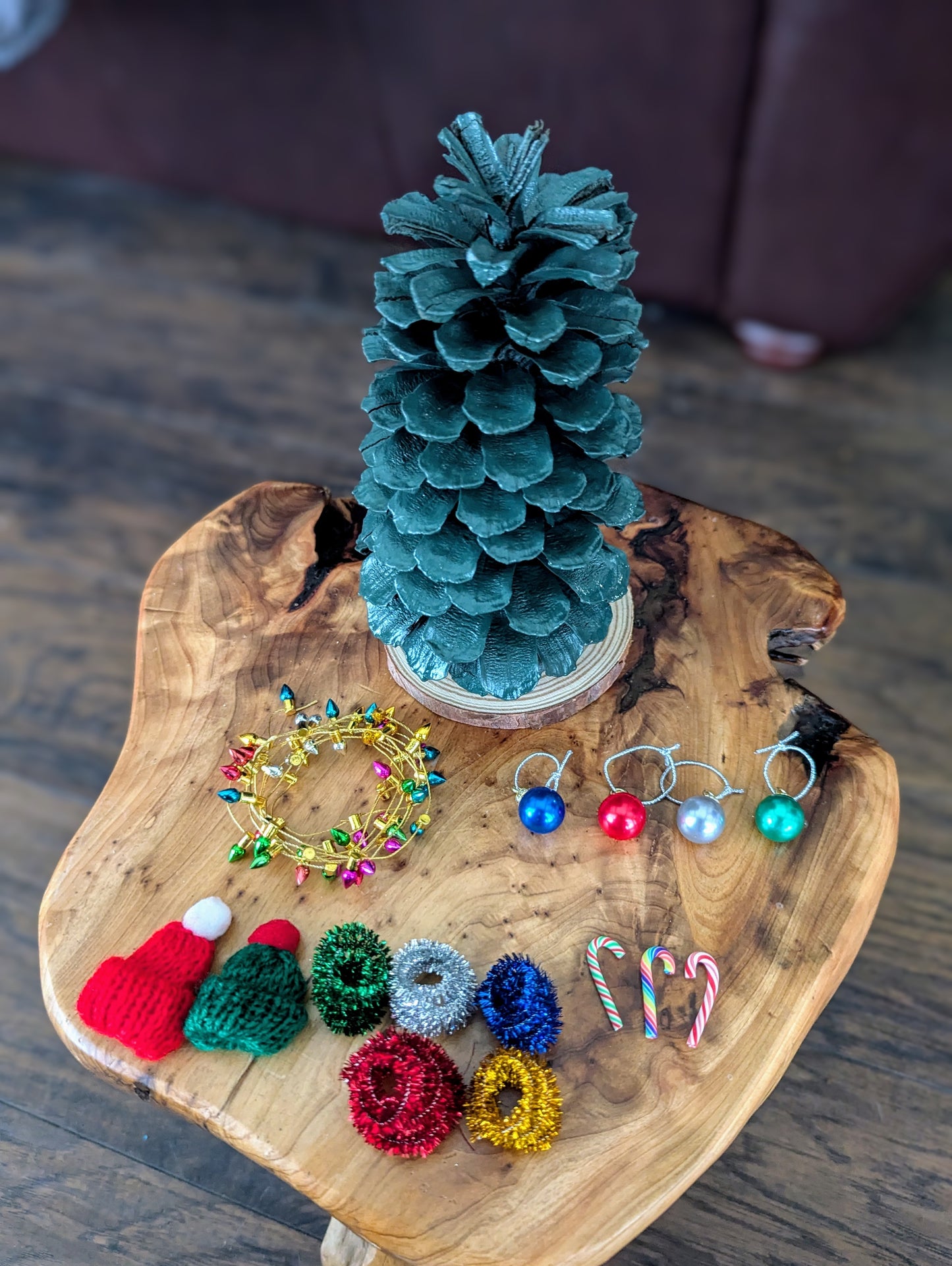 Pinecone Christmas Tree Craft Kit