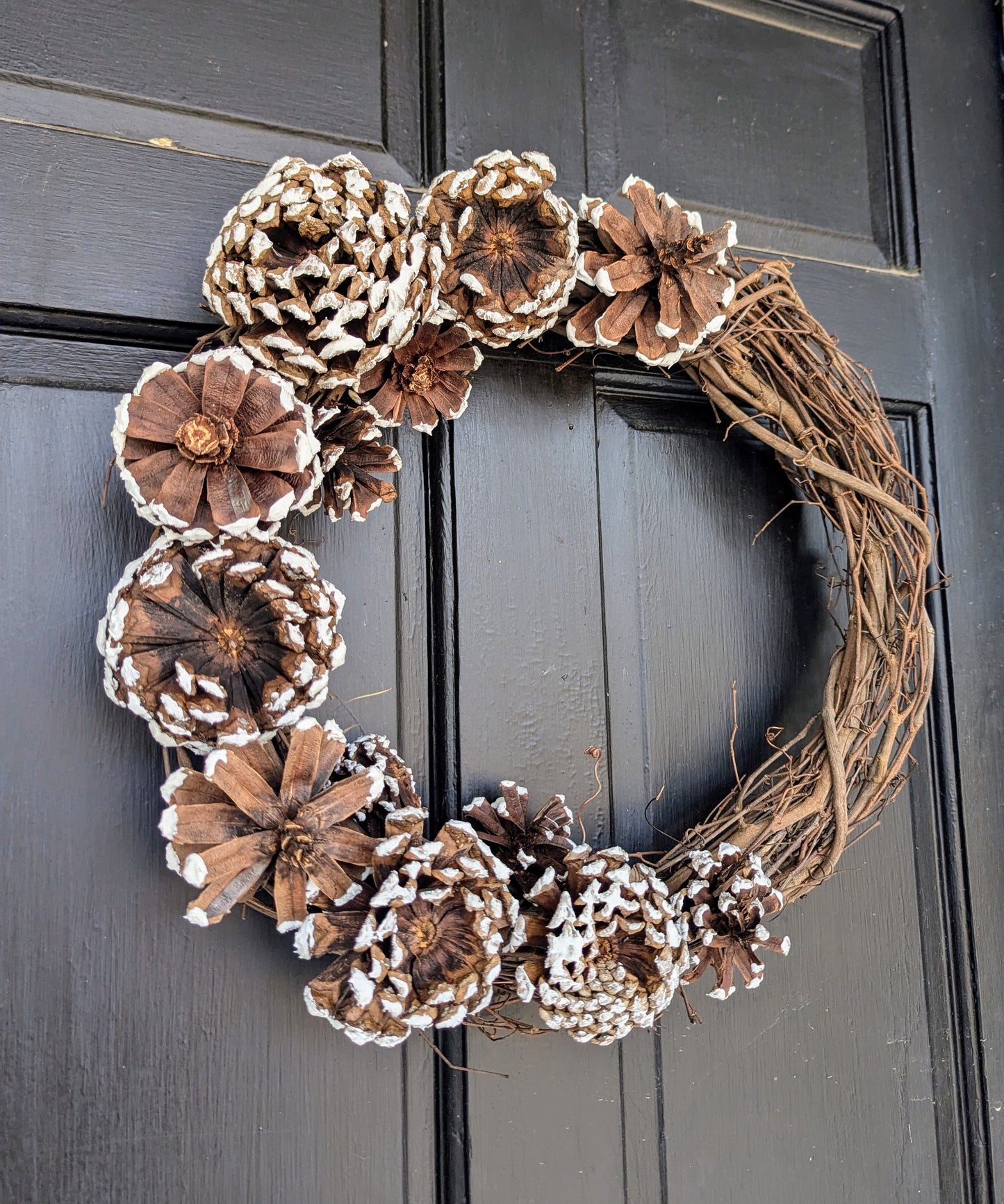 Snowy Flower Wreath