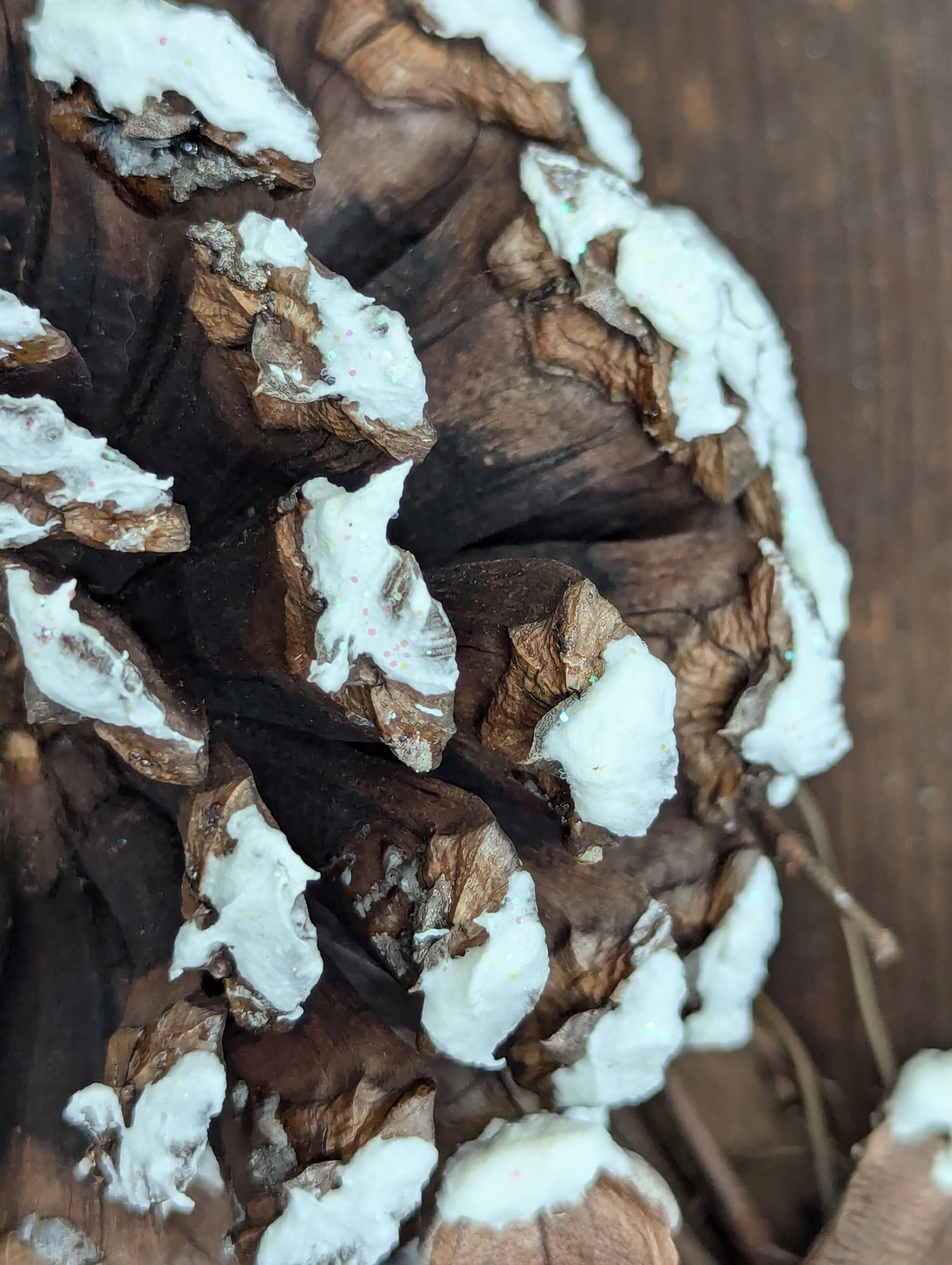 Snowy Flower Wreath